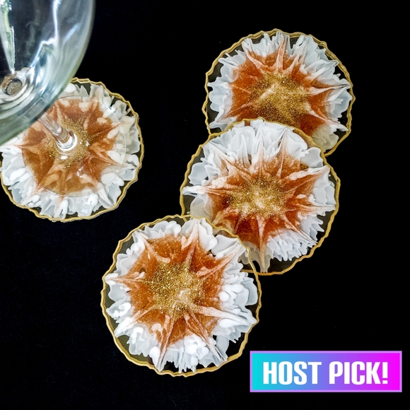Handmade by Lunaries Other - Resin Flower Coaster Set/Home Decor
